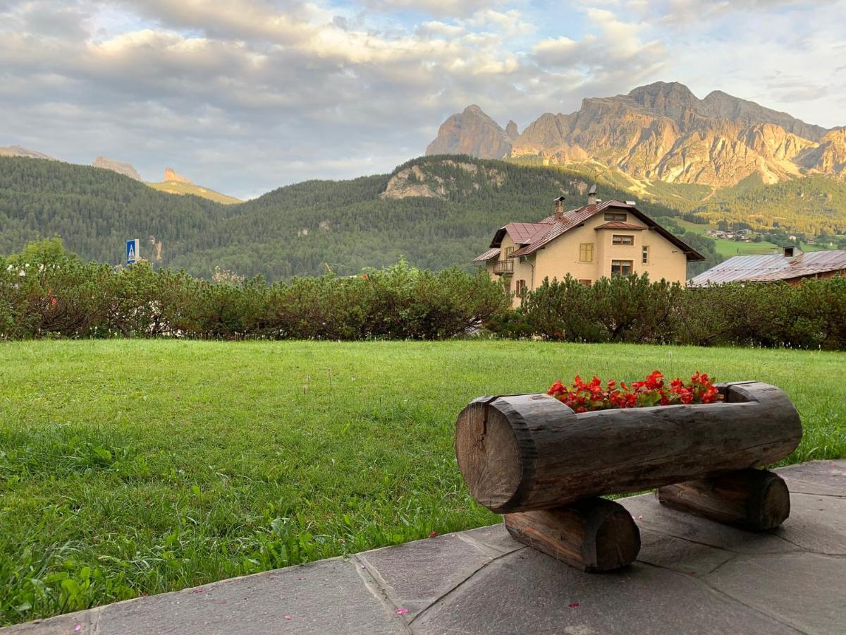 Casa Vacanze 5 Torri Cortina dʼAmpezzo Extérieur photo